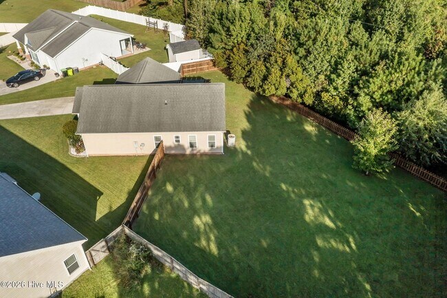 Building Photo - 305 Battery Park Ct