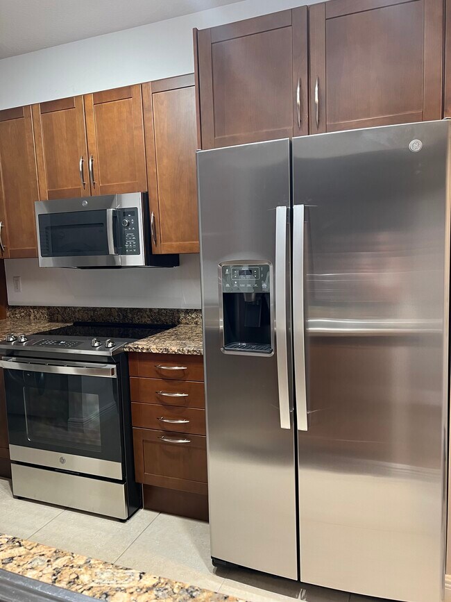 Building Photo - 350 N Federal Hwy