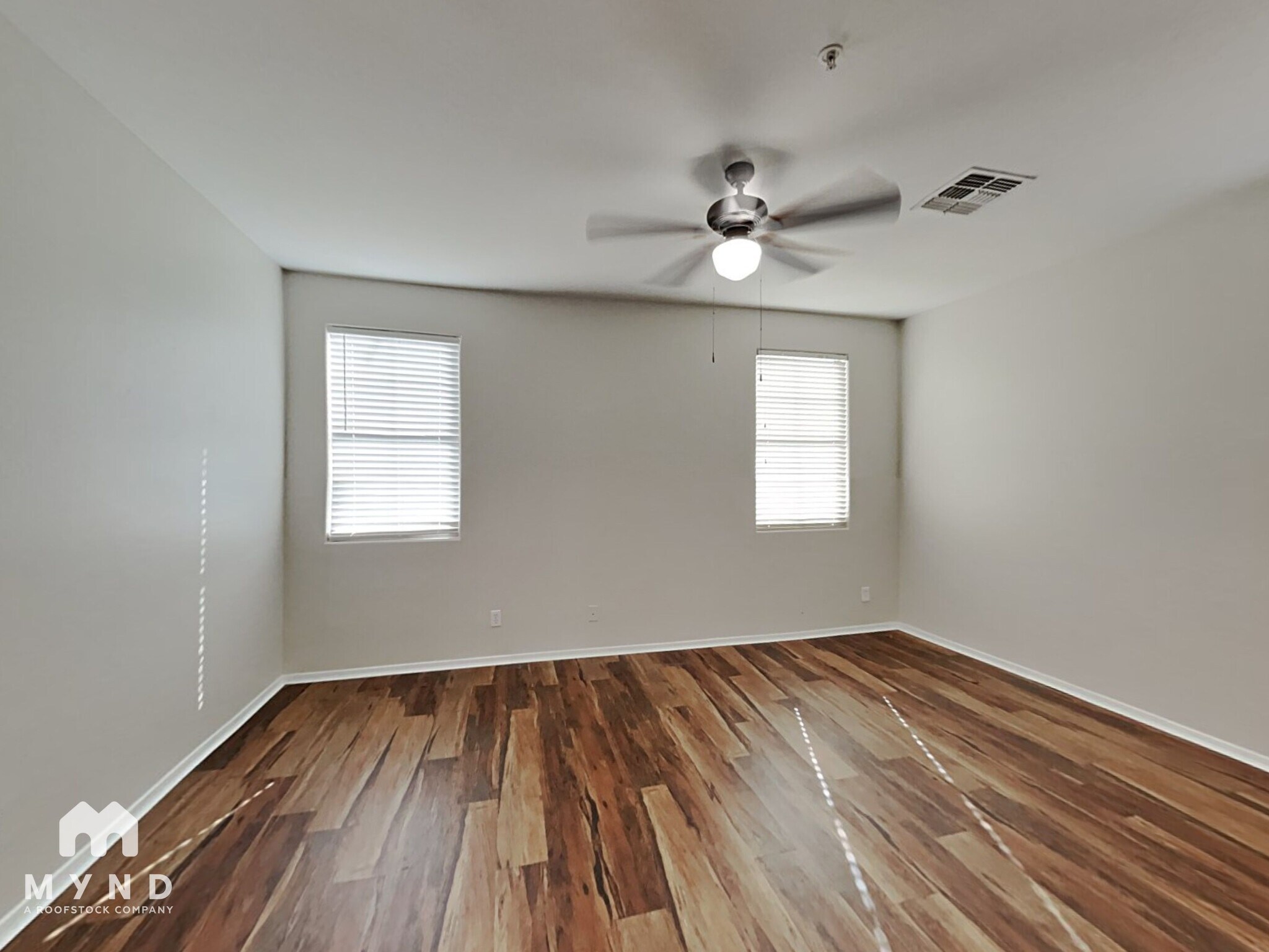 Building Photo - 1409 N 81st Dr