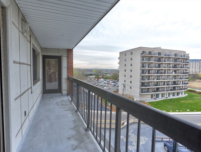 Building Photo - 90 Quincy Shore Dr