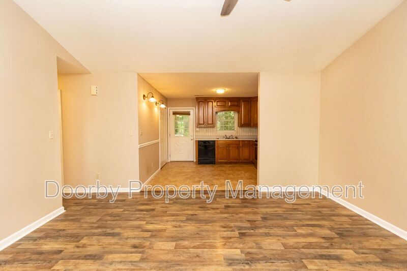 Building Photo - 6330 Harrison Ooltewah Rd