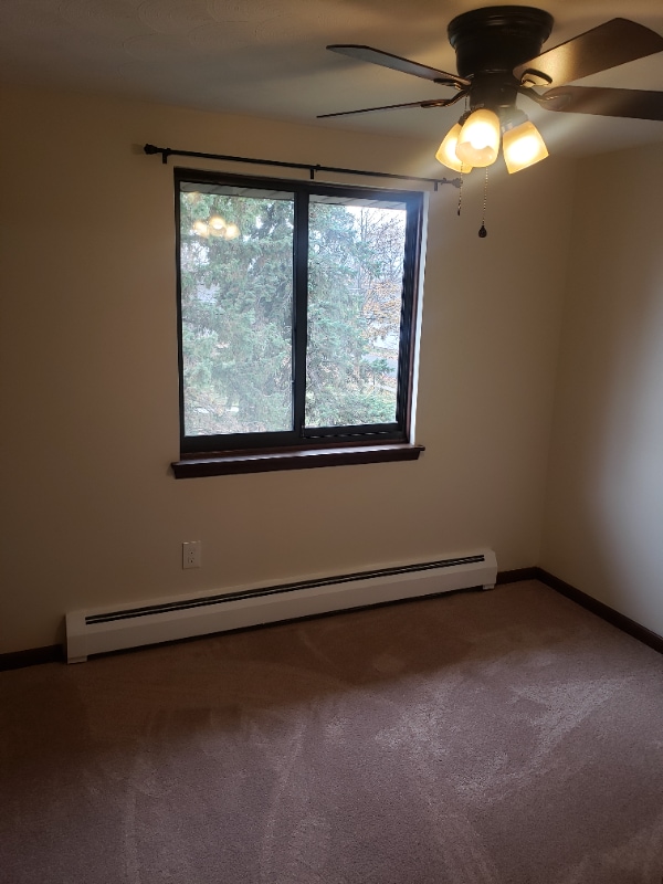 Building Photo - 1129 Farnsworth Ave