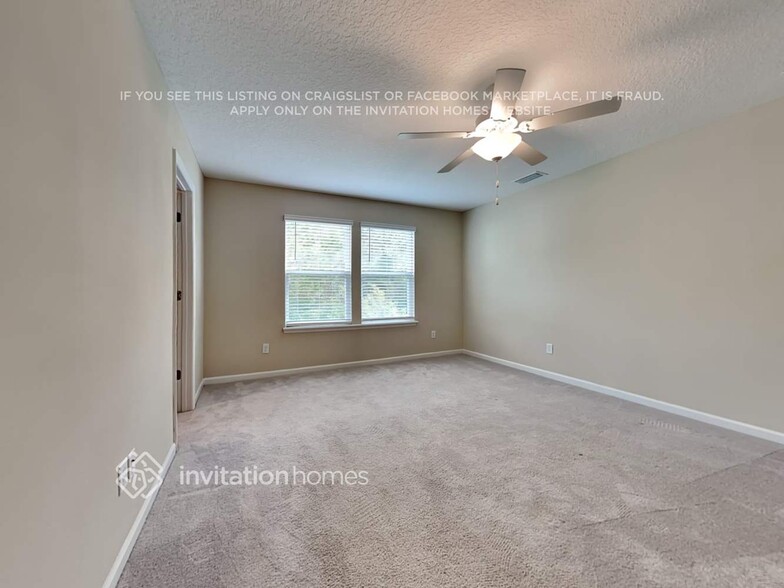 Building Photo - 13305 Shore Grass Dr