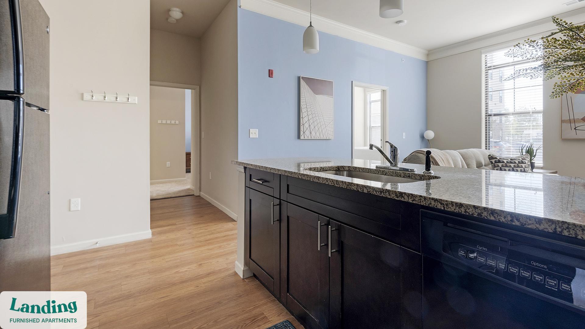 Building Photo - 4050 W Pine Blvd