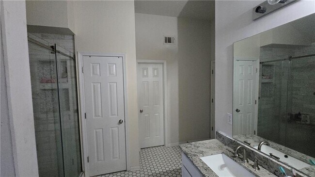 Building Photo - 4038 Ash Tree St SW