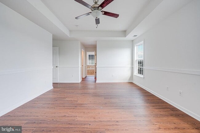 Building Photo - 15000 Gossom Manor Pl