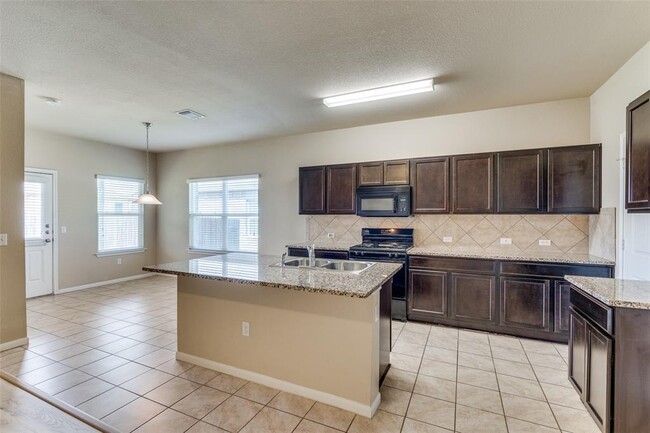 Building Photo - 505 Brashear Ln