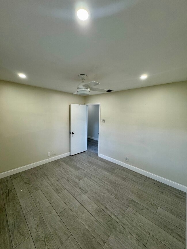 Building Photo - 1523 Gallinule Dr