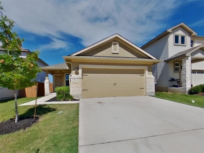 Primary Photo - 5113 Sidesaddle Dr