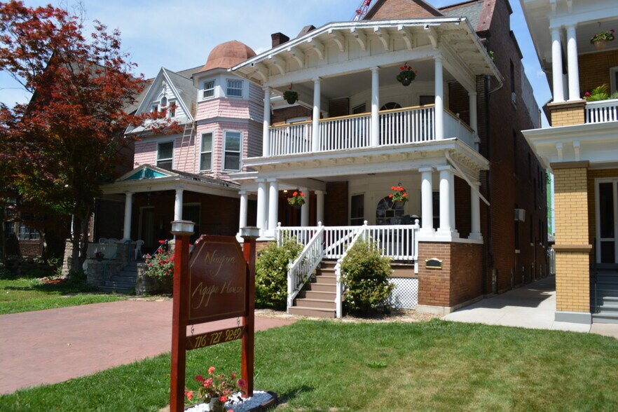 Building Photo - 720 Buffalo Ave