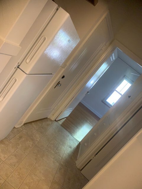 Building Photo - 5021 28th Ave S