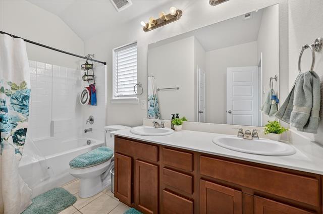 Building Photo - 7213 Willow Thorne Dr