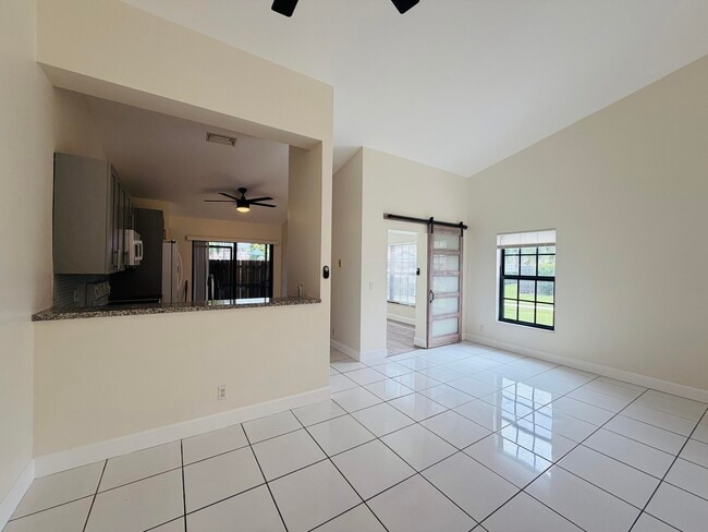 Building Photo - 9856 Watermill Cir