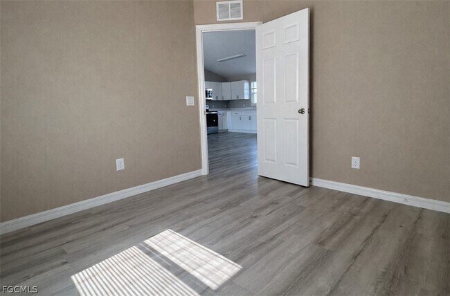 Building Photo - 3108 73rd St W