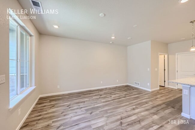 Building Photo - 477 Millwall Cir