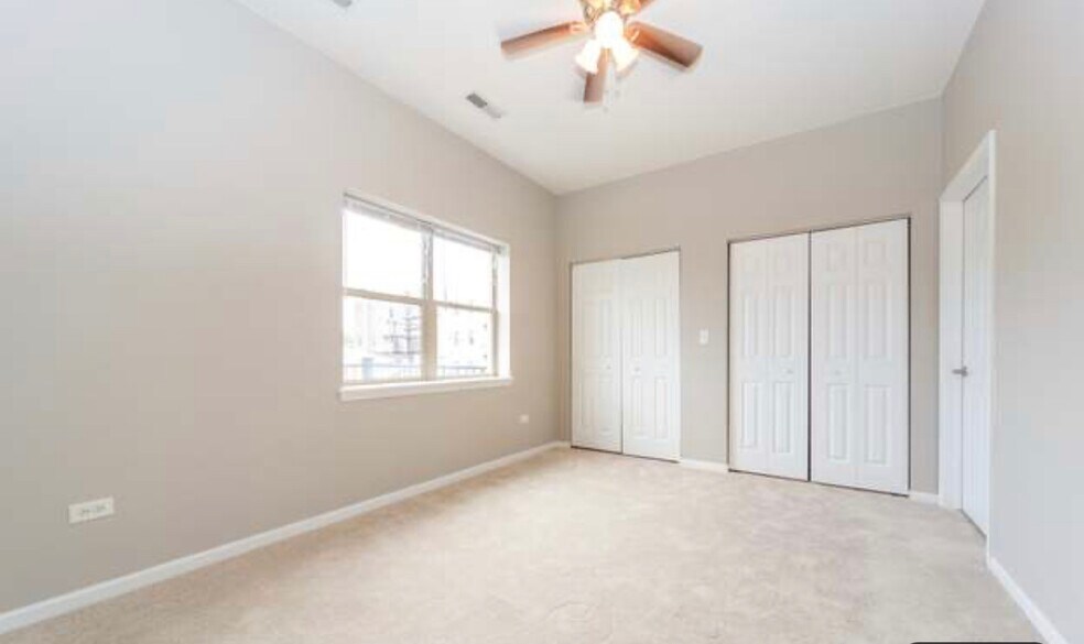 Building Photo - 2524 W Flournoy St