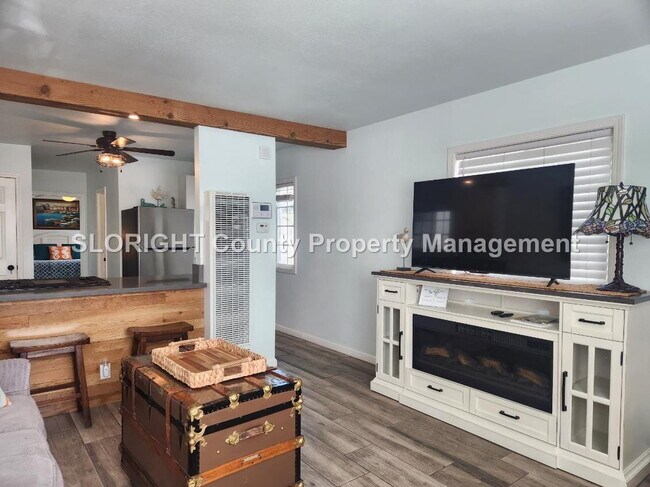Building Photo - AVAILABLE OCTOBER- Updated Beachside Home in Pismo Beach - 1 Bed / 1 Bath
