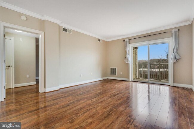 Building Photo - 6301 Edsall Rd