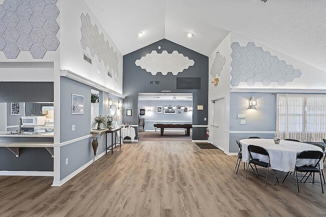 Building Photo - 6634 Hickorywood Ln