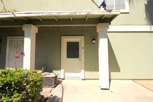 Building Photo - 1470 Elizabeth Ave
