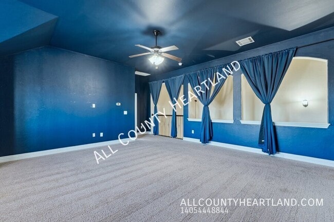 Building Photo - 1403 Zachary Ln