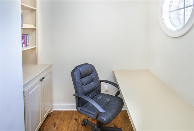 Building Photo - 109 Runner's Way