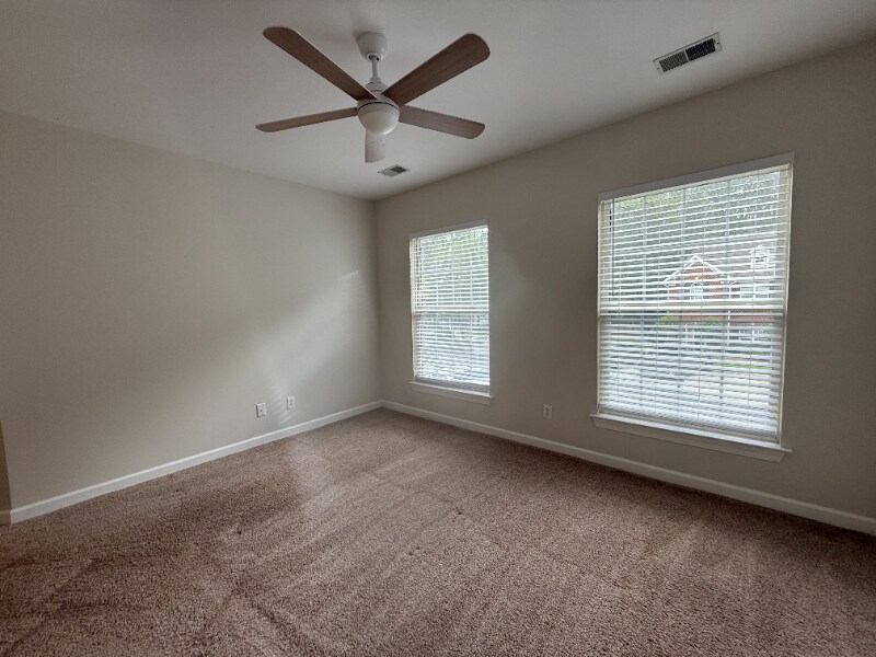 Building Photo - 1721 Wyngate Cir