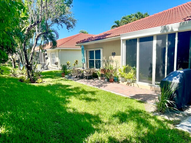 Building Photo - 1813 Wood Fern Dr