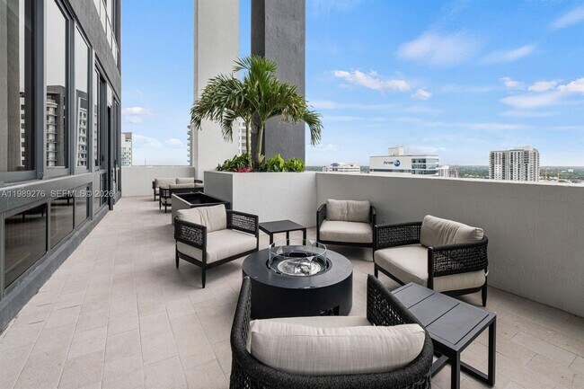 Building Photo - 201 S Federal Hwy