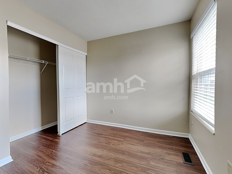 Building Photo - 30 Sandpiper Ct