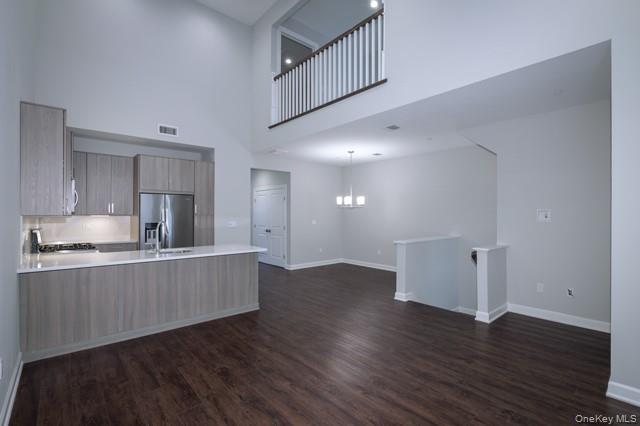 Building Photo - 166 Sutton Ct