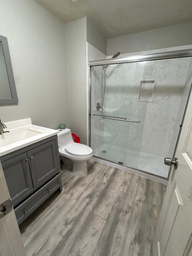 Building Photo - 39842 Potrero Dr