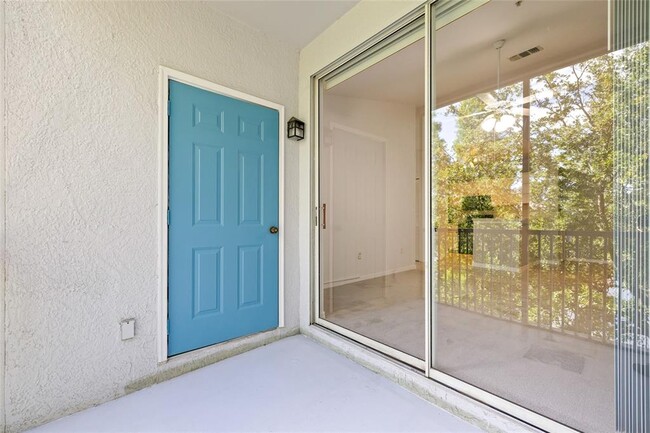 Building Photo - 5513 Legacy Crescent Pl