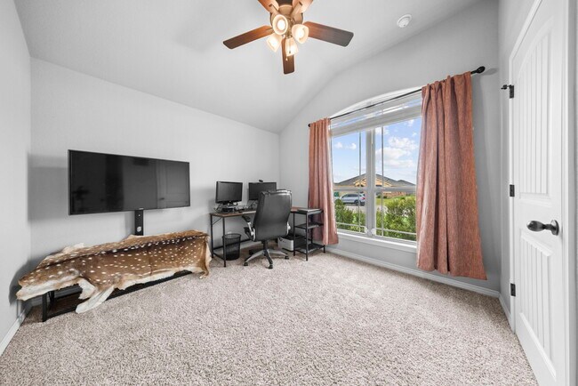 Building Photo - 2635 Settlers Oak Dr