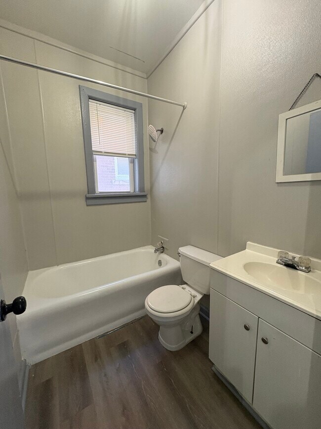 Building Photo - Soldoris