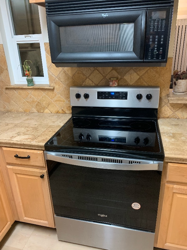 Building Photo - 224 Woodland Pkwy