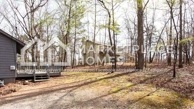 Building Photo - 3824 Cannon Dr