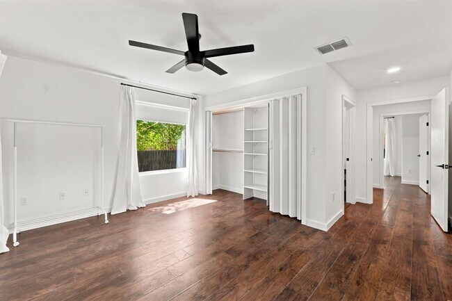 Building Photo - 5307 Prock Ln
