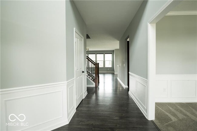 Building Photo - 15665 Eastpark Dr