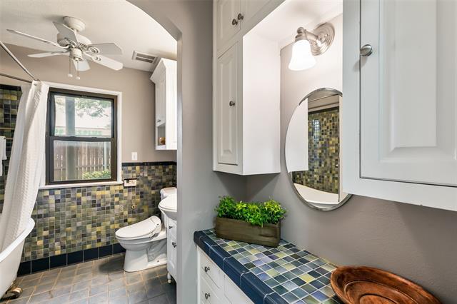 Building Photo - 4206 Somerville Ave