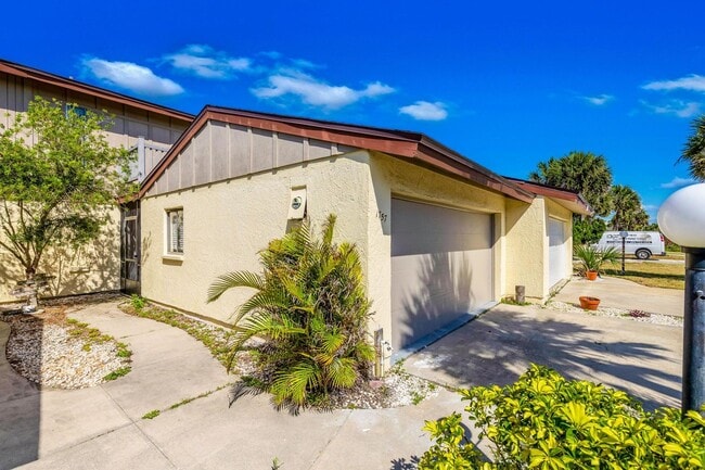 Building Photo - Available April 1st, 2026