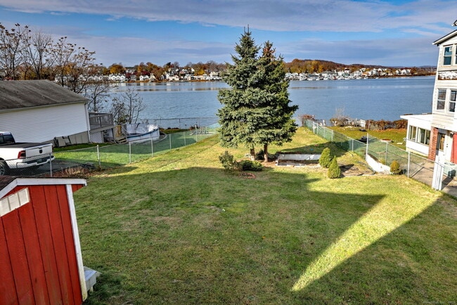 Building Photo - 800 Quinnipiac Ave