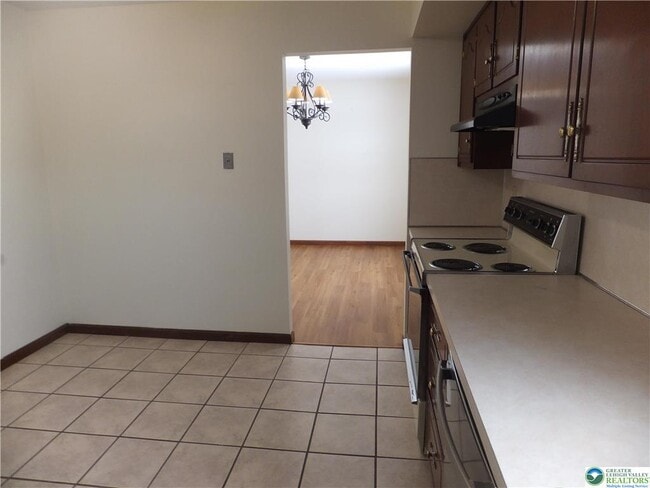 Building Photo - 1207 Kressler Rd