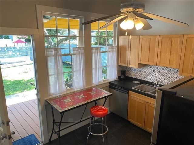 Building Photo - 2712 Chippewa St