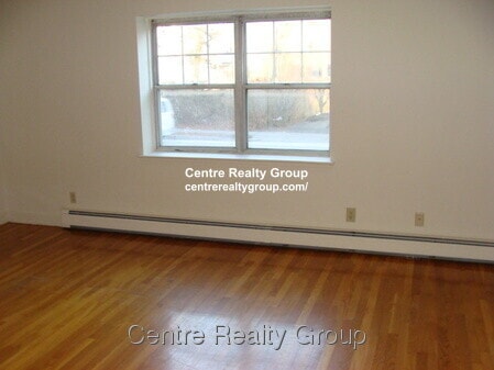 Building Photo - 497 Centre St