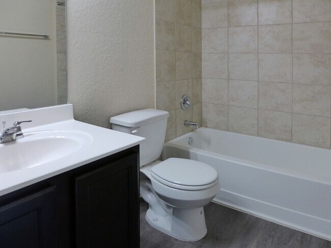 Building Photo - 10807 Fox Trot Way