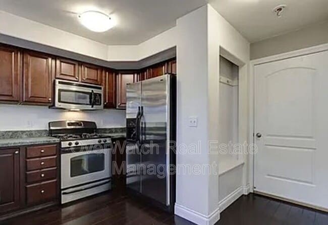 Building Photo - 217 Skwentna Dr