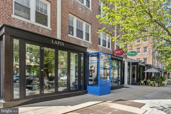 Building Photo - 2328 Champlain St NW