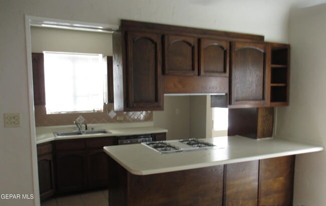 Building Photo - 4522 Bliss Ave