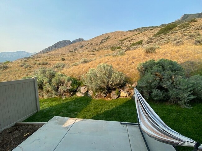 Building Photo - 10576 Sage Vista Ln